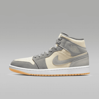 Air Jordan 1 Mid SE Men's Shoes. Nike ID